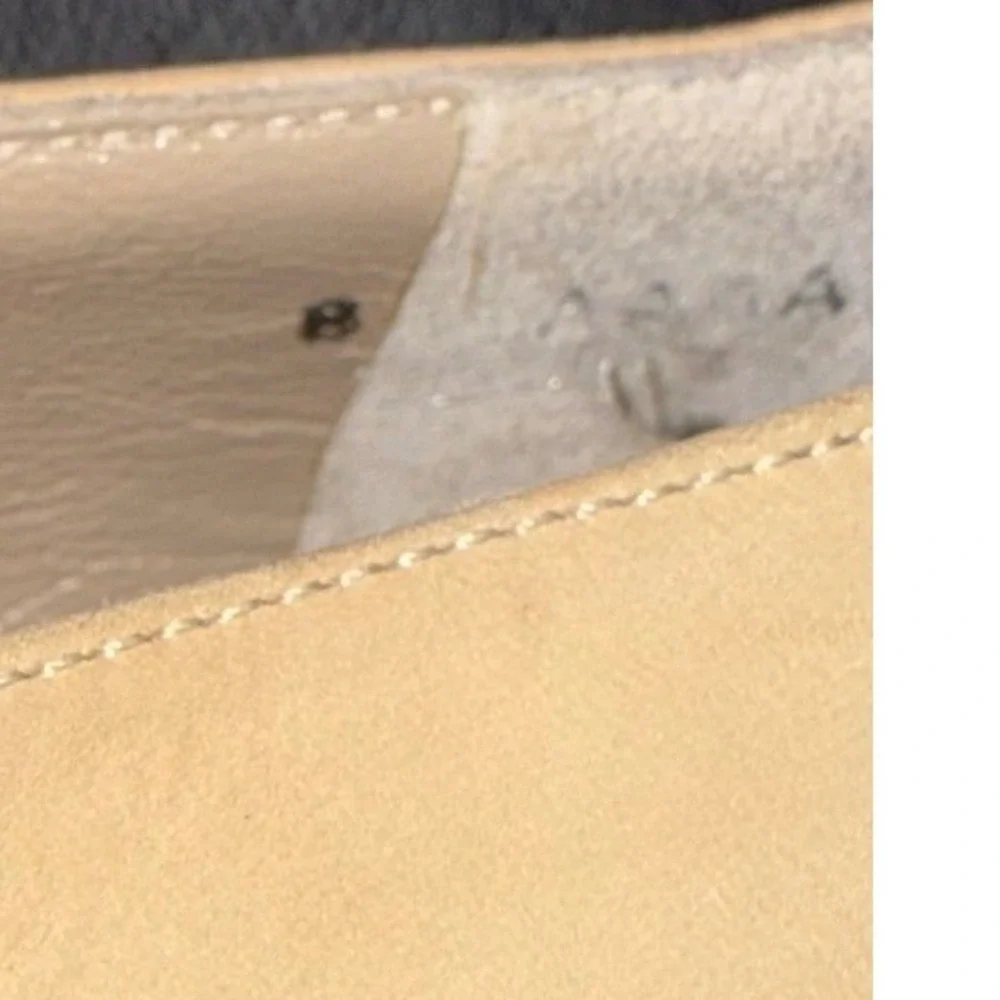 Salvatore Ferragamo Vintage Beige Nubuck Strap Loafers Square Toe NARROW 8 4A